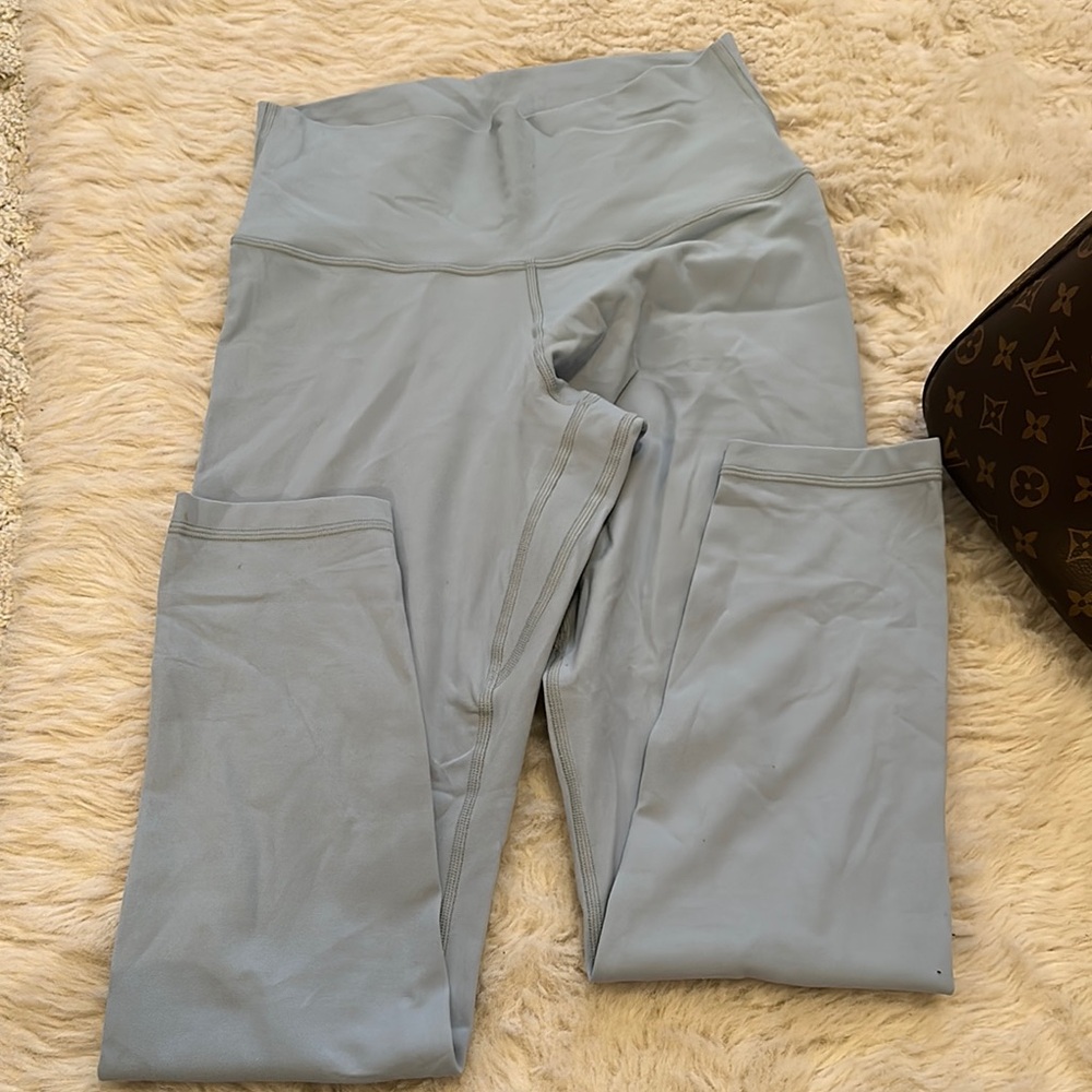 Aritzia Light Blue High-Waisted Leggings